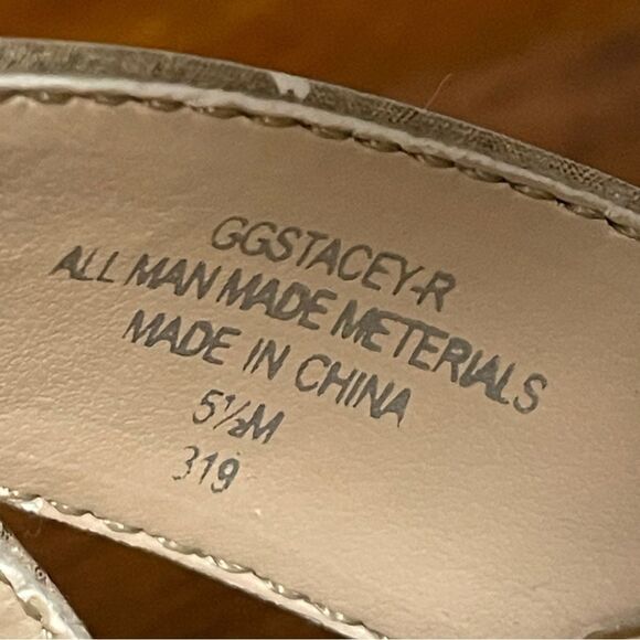 G By Guess Platform Stacey Sandal Block Heels Champagne Gold and Brown 5.5 - Picture 12 of 15